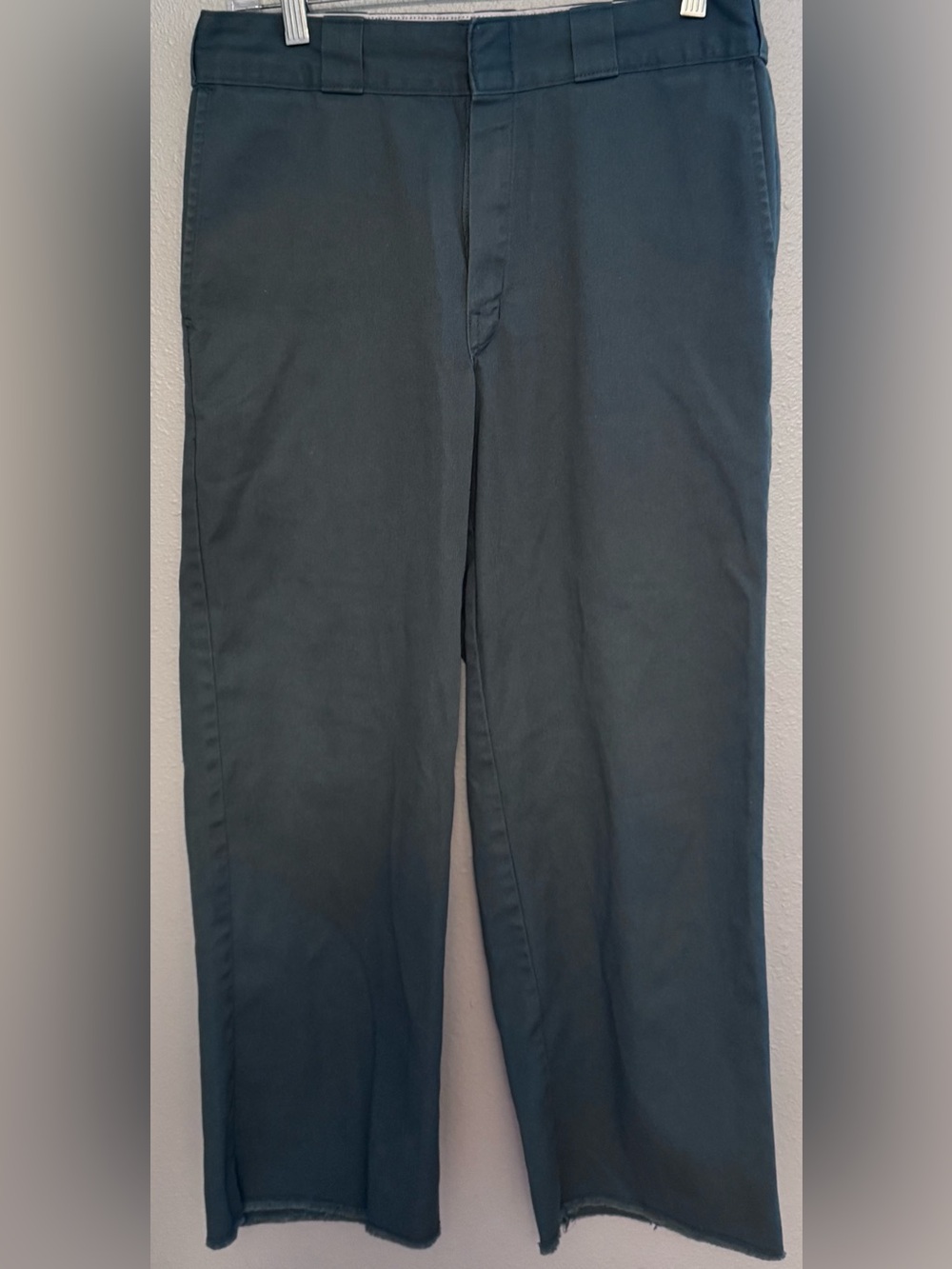 Dickies Men's Olive Green Work Chinos, 874 Original Fit, Raw Edge Hem, 32 x 27